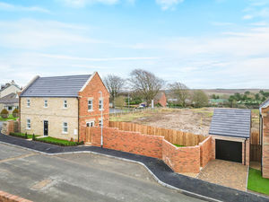 Photo 12- click for photo gallery